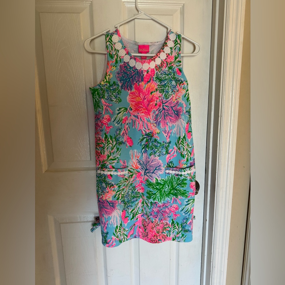 Elegant Lilly Pulitzer - like new